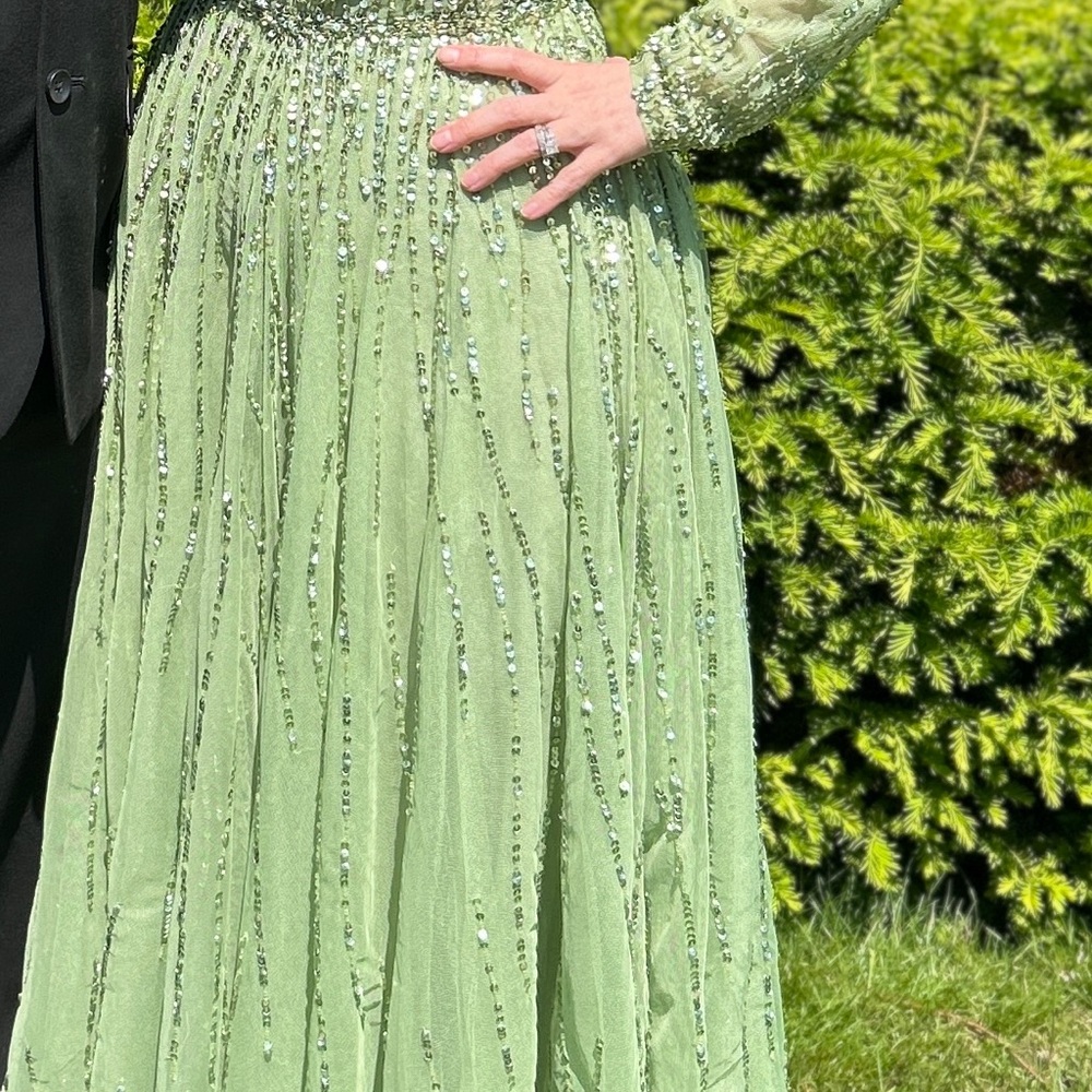Mac Duggal Green Tiered Bishop Sleeve Gown - Picture 4 of 7